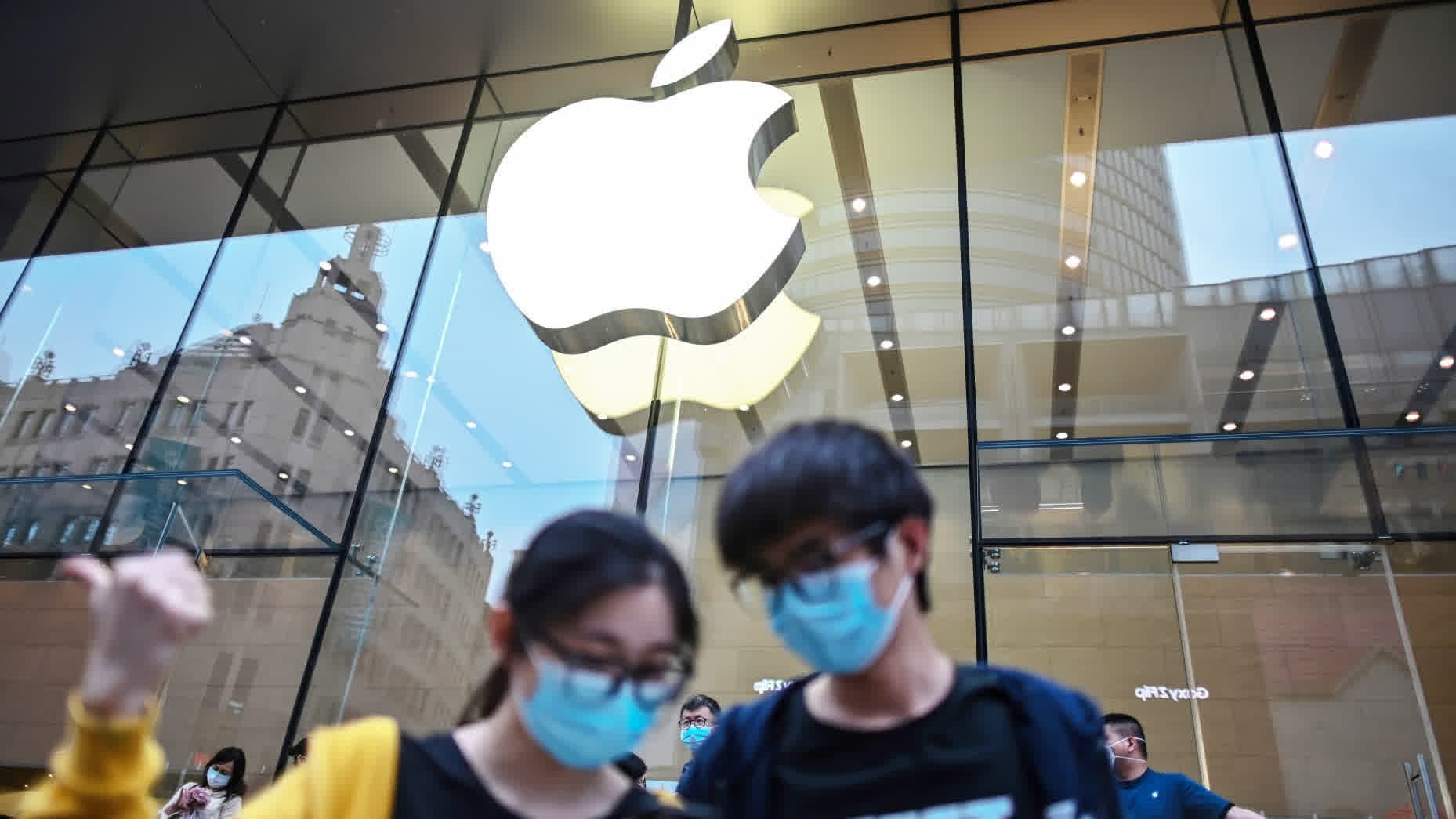 Wedbush lifts Apple price target by $25 banking on AI-driven growth